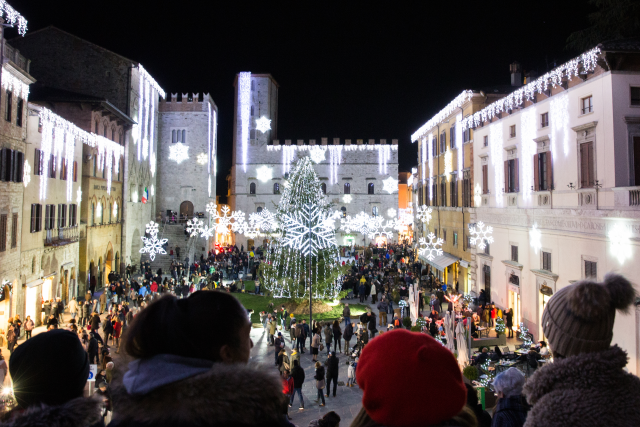 Il programma del "Natale a Todi" con la novità della "Festa d'Inverno"